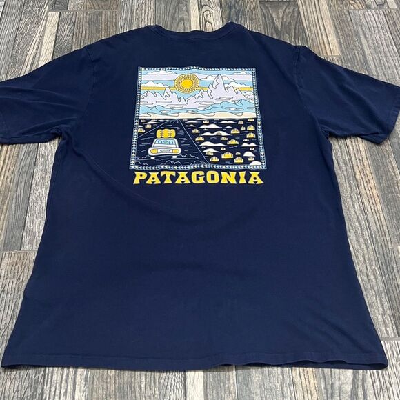 🔥 PATAGONIA Summit Road Graphic Tee Regular Fit -Navy Blue- Men Sz M - EXCELLEN - Picture 4 of 7